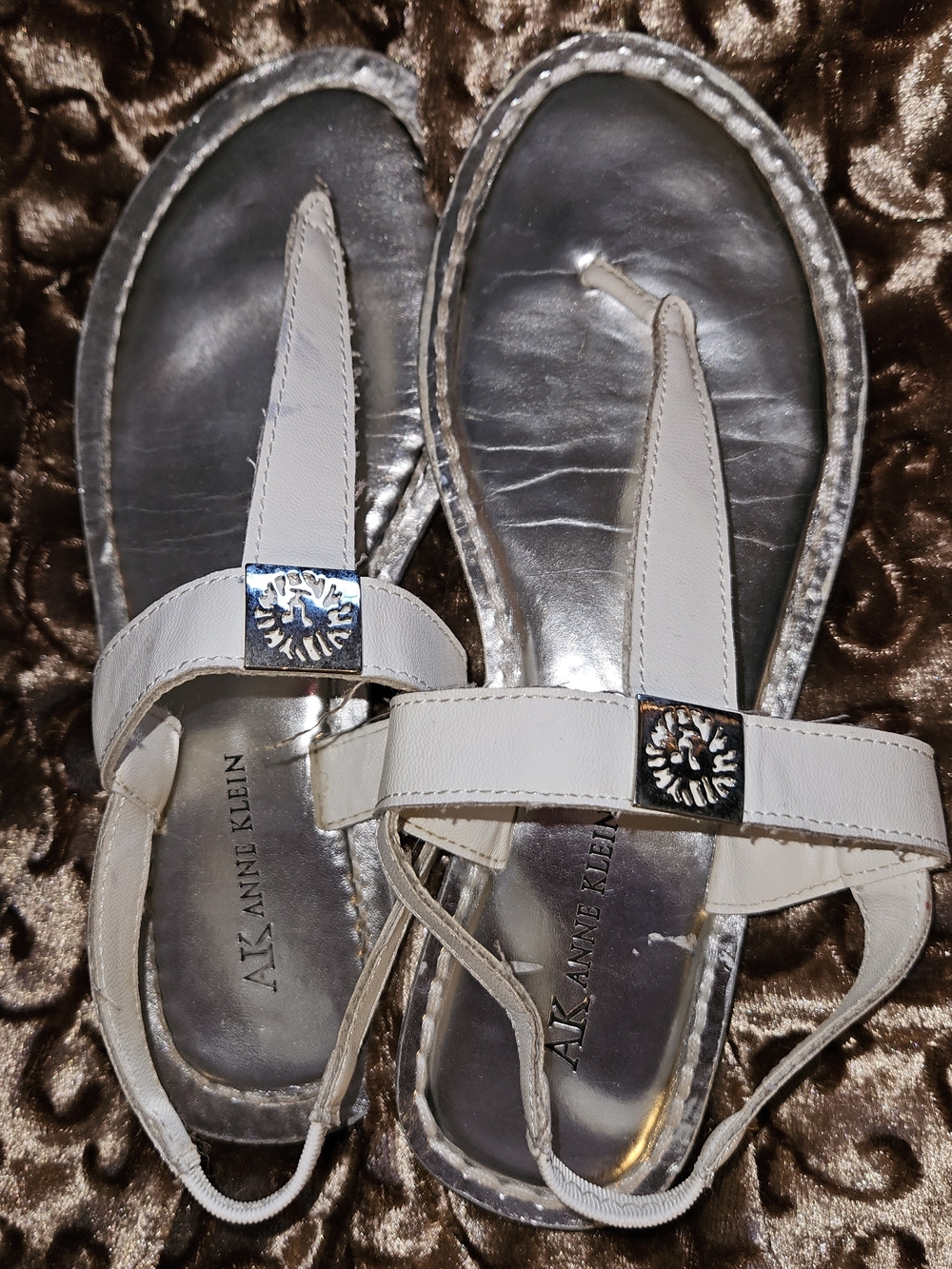 Anne Klein White Leather T-Strap Sandals with Silver Accents